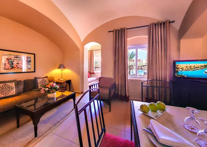 Resort Jaz Makadi Oasis Club 5*